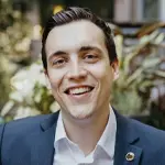 Headshot of Rob Hoffman